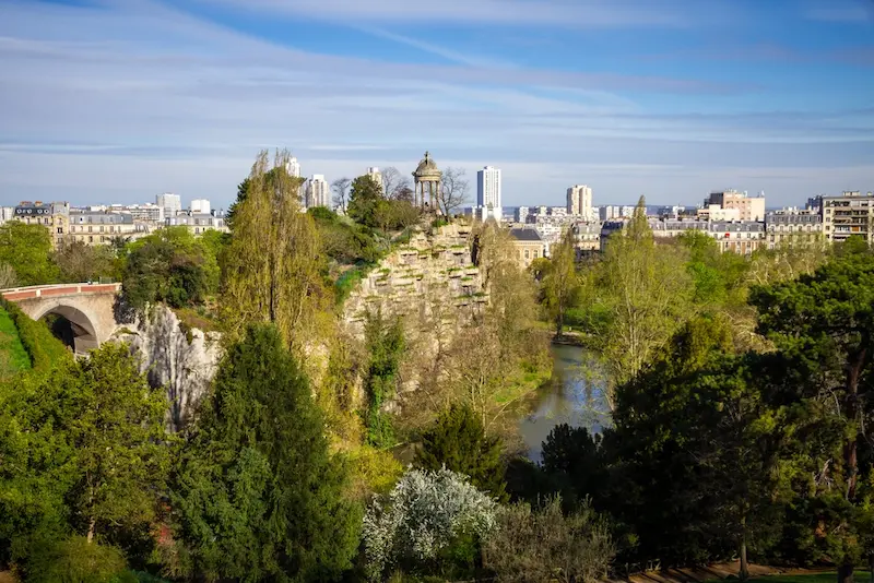 Balades-a-Paris-decouvrez-les-5-meilleurs-parcs-du-19e
