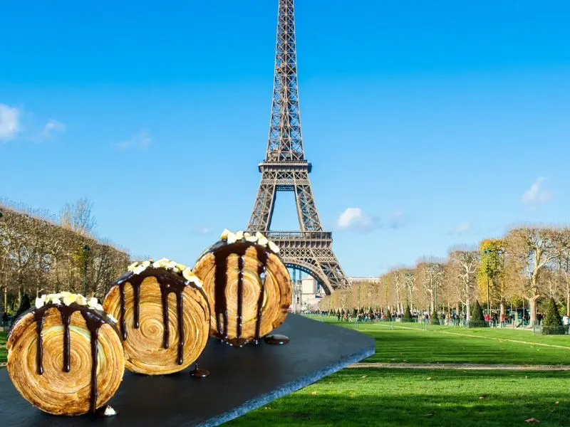 New-York-Rolls-les-meilleures-patisseries-a-Paris-qui-en-vendent
