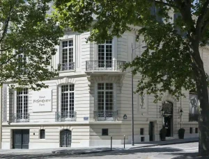 Façade du Musée Yves Saint Laurent Paris © Sophie Carre